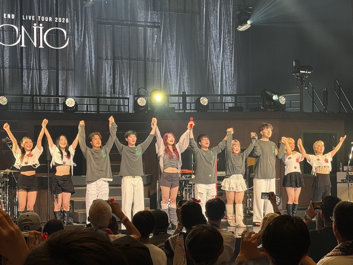 miku731's tweet photo. AiNA THE END LIVE TOUR 2026 PICNIC in NHKホール🎤🎸

ツアー最終日にして初参加だったけど、毎回ライブに行くたびに凄いを更新してくれるアイナ。今日も本当に素晴らしいライブだった✨歌うとカッコイイ！踊ると綺麗でセクシー！それでいて喋ると関西弁でめっちゃ可愛い❤️それがアイナの魅力✨ https://t.co/sKfPAZNOoe