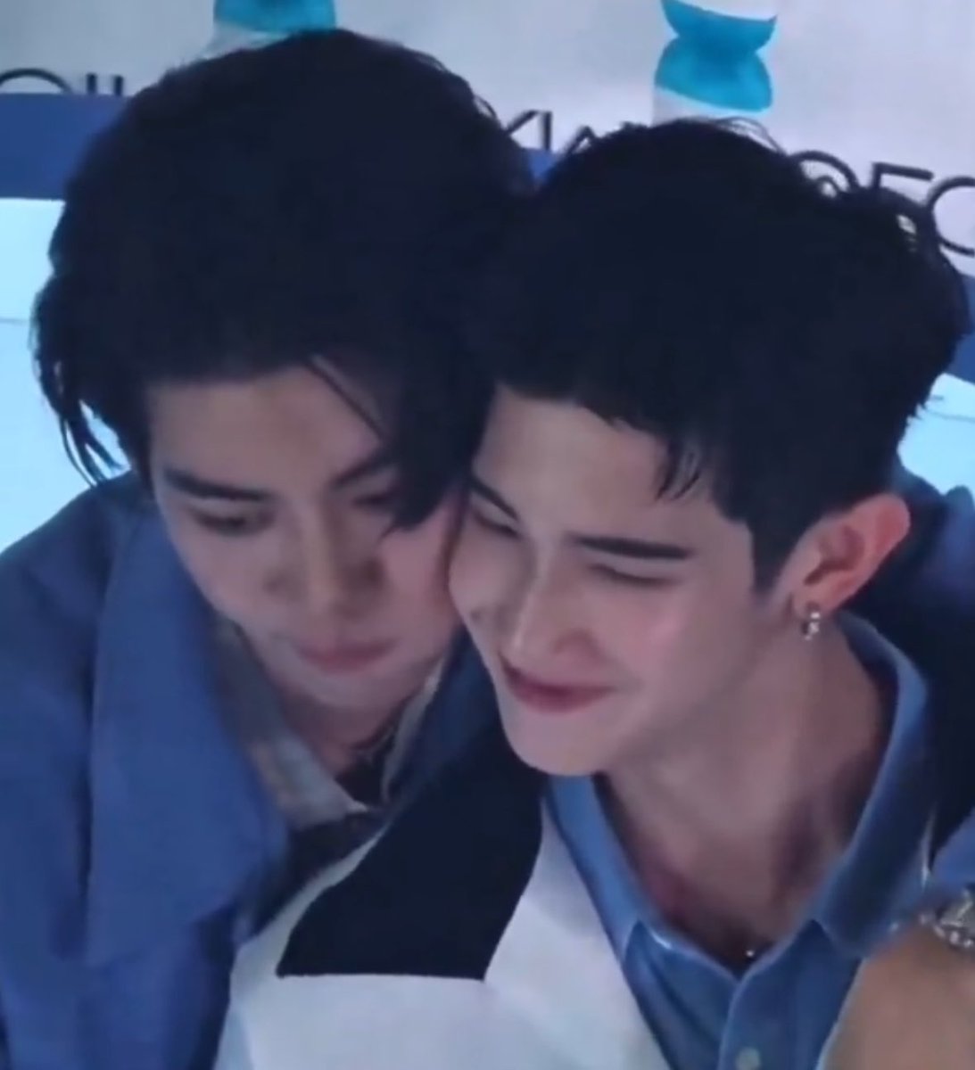 lightonflowers's tweet photo. CUTIESSSSS https://t.co/iAdaFnqyRA