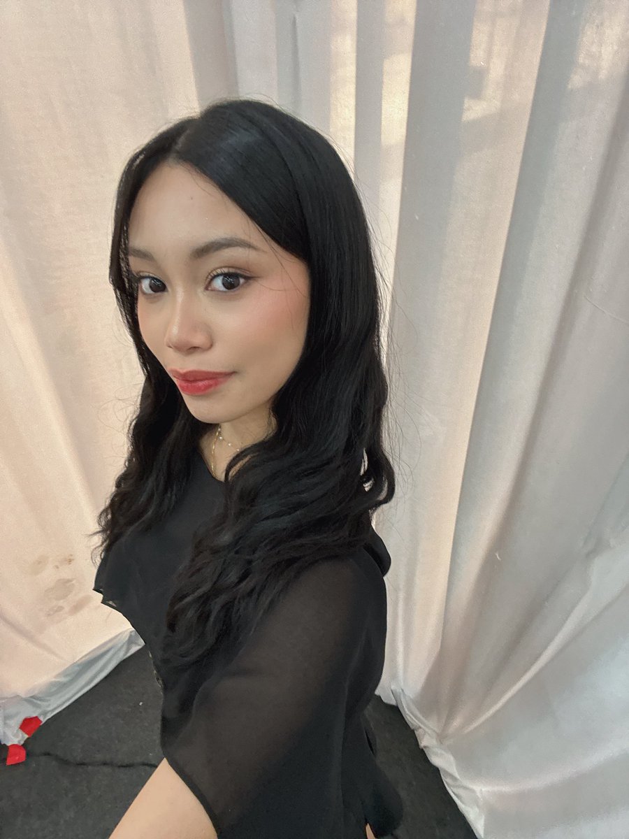 Gendis_JKT48's tweet photo. JOGJA MAKASI BANYAK YAA SEMANGAT SEKALIIII 🤎🤎🤎 rawr https://t.co/cHNNdxSdGH