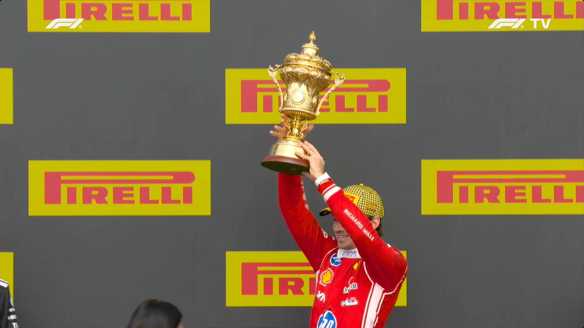 f1_historia's tweet photo. Leclerc dijo antes de la Qualy que iba a cambiar algo. 

En la Qualy y carrera volvió a ser el Leclerc de siempre (que en mi opinión nunca se fue, simplemente estaba muy incómodo con el coche). 

No sé qué cambió, pero ha funcionado, y espero que lo mantenga para Spa. https://t.co/prkwINbsOH