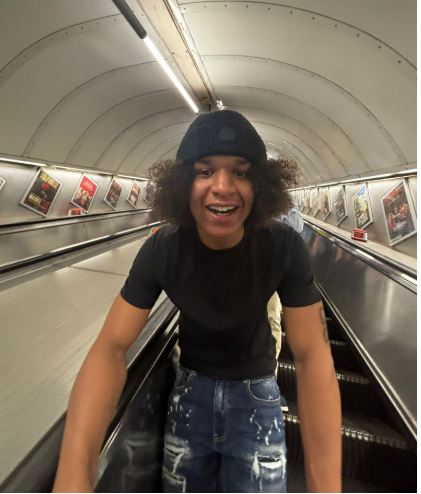 MPSLewisham's tweet photo. Can you help us find Romario #missing 04/07/2026 from the SE7 Charlton area.
Mixed race, 5FT 8, slim build, 800 tattoo on his left upper arm. Call 101 and quote 01/7772529/26 #missingperson @MPSLewisham @MPSBexley @MPSGreenwich https://t.co/Gkg3xywQvS