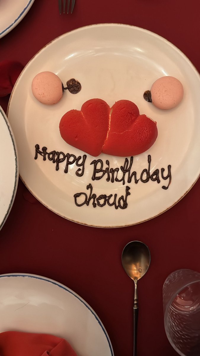 Alohoud_'s tweet photo. احبك واحب الرياض❤️…. https://t.co/EjROwOndaS