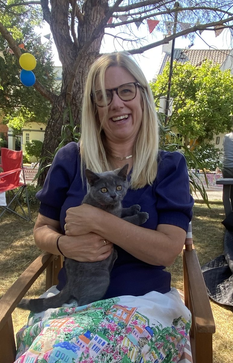 elliereeves's tweet photo. Great to go the Hall Drive street party in Sydenham today - complete with bouncy castle, magician and cuddles with very cute Stormy the kitten!! https://t.co/0TCZamuSWh