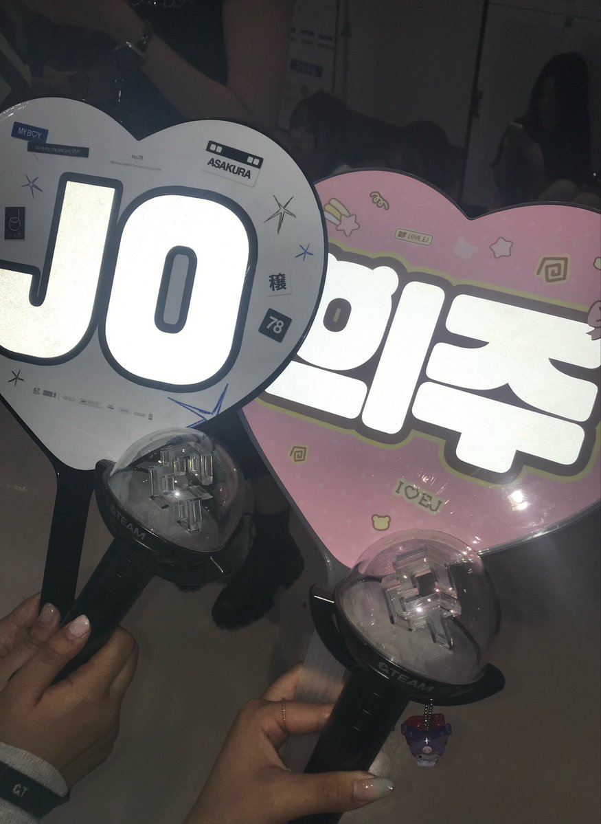 drlO_Ol's tweet photo. 앤팀ㅅㄹㅎ💖👩🏼‍❤️‍💋‍👩🏽🤌🏻🥹🥹 https://t.co/9ZGeogDuUi