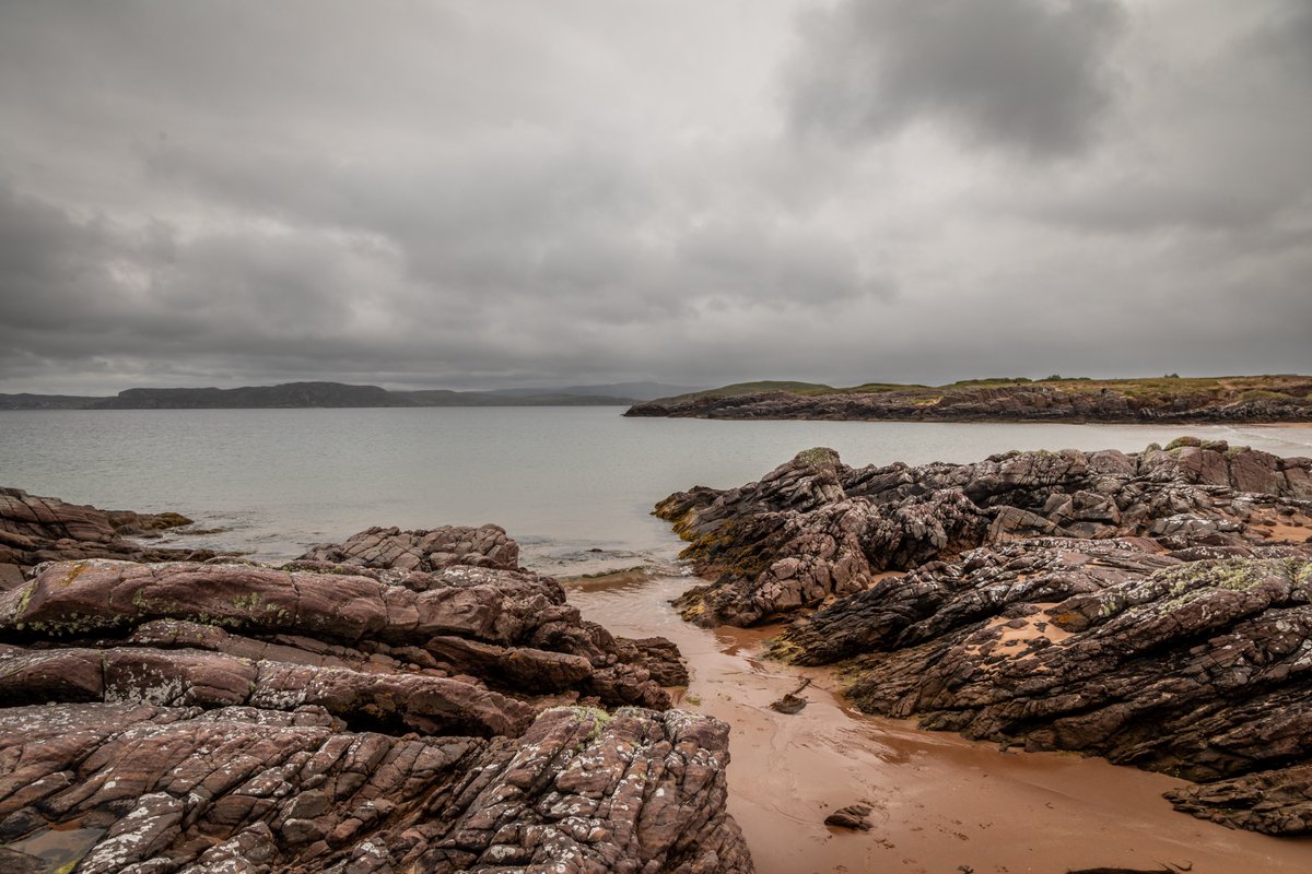 Scoob100's tweet photo. Travelling around Poolewe before the rain this morning. #beaches #Poolewe #scotland @WindyWilson88 @BBCWthrWatchers @stvweatherwatch https://t.co/vUJsgXTDM0