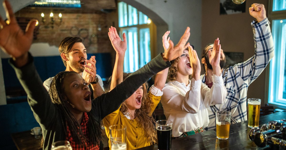 wandbc's tweet photo. Everyone has the right to feel safe watching the World Cup. 

If you witness sexual harassment, step in (if safe) and report it to the venue. 

Become an Active Bystander and sign up to our free online sessions to learn more about intervening safely: https://t.co/4ipOXRKky1 https://t.co/ZjnX4ocpNl