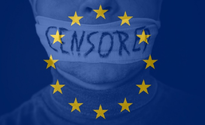 GlobalDiss's tweet photo. 🚨🇪🇺 URSULA'S TOTALITARIAN DIGITAL PASS!

In September, Von der Leyen rolls out the mandatory EU Digital Pass to destroy your privacy and censor EVERYONE.

Call it what it is, mass surveillance and control hiding behind “democracy” https://t.co/yao9myxeTF