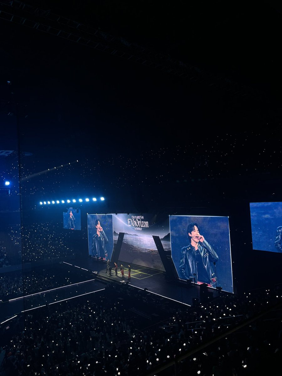 markstarrynight's tweet photo. they dont know im user markstarrynight https://t.co/RNv4bkmEQD