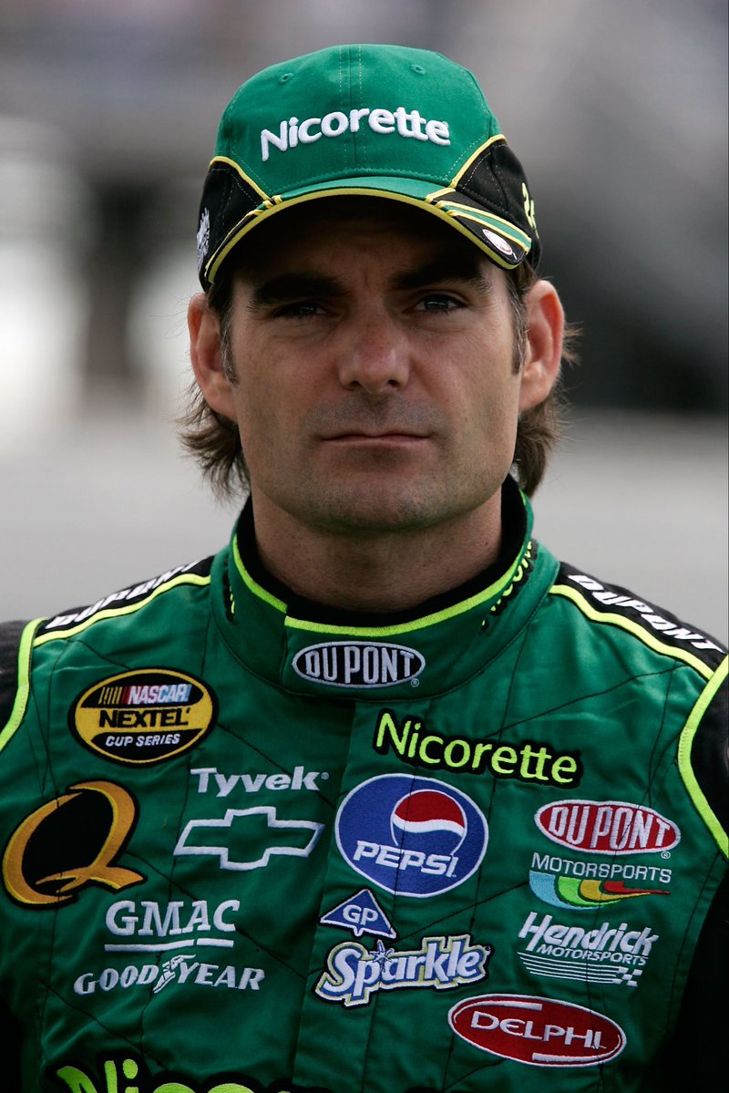 NASCARClassics's tweet photo. The green No. 24 car of @JeffGordonWeb at @ChicagolndSpdwy in 2007. https://t.co/lDYZ7twt3N