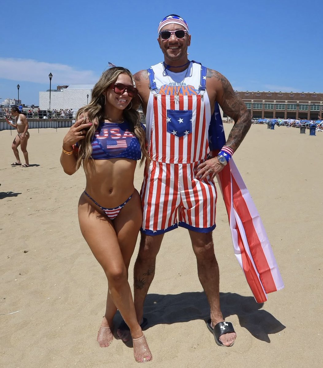 FadeAwayMedia's tweet photo. Lola Vice &amp; Damian Priest celebrating Independence day yesterday 💪 https://t.co/N7tcbEsLCW