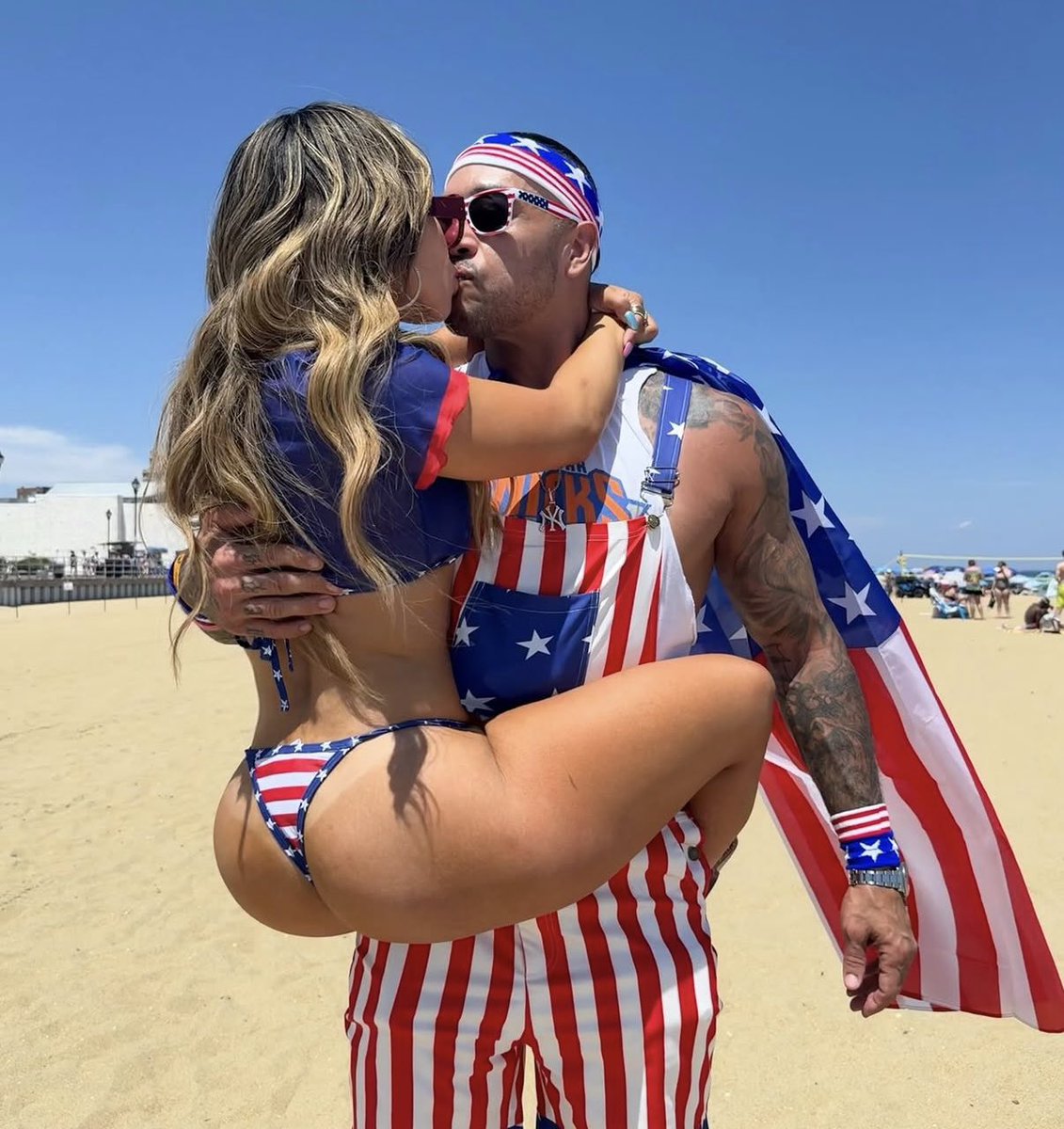 FadeAwayMedia's tweet photo. Lola Vice &amp; Damian Priest celebrating Independence day yesterday 💪 https://t.co/N7tcbEsLCW