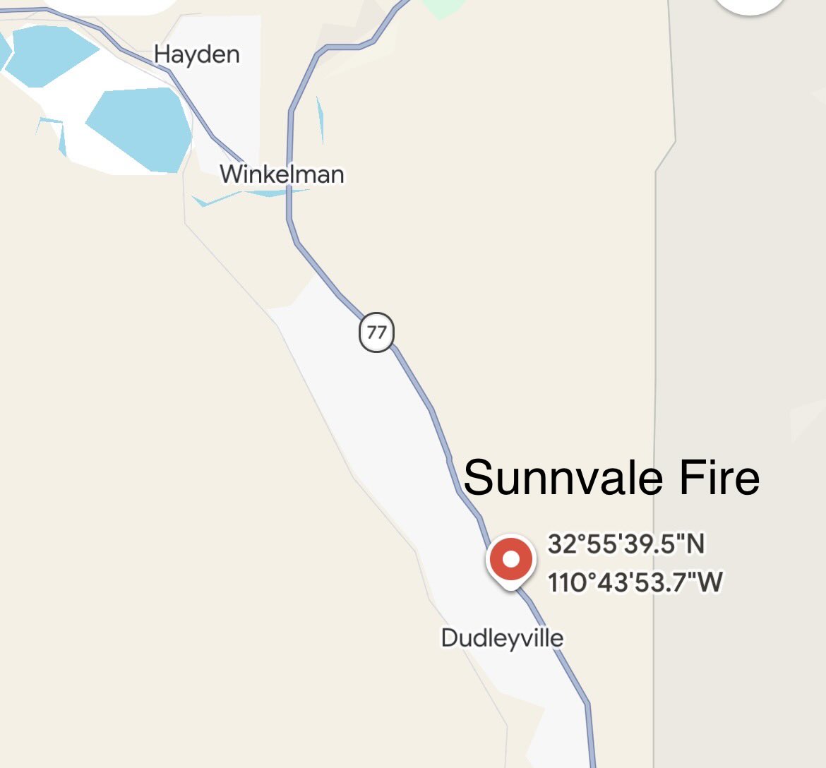 azstateforestry's tweet photo. Resources onscene #SunnvaleFire in Dudleyville, AZ. Fire estimated at 5 acres and burning in river bottom with grass, brush and salt cedar. Resources include DFFM Taskforce, dozer, local fire departments including engine and water tender support, type 2 handcrew. Aircraft support requested for Air Attack, SEATs, and helicopter.
This is a full suppression fire.
@PinalCSO has the authority over evacuations and has issued SET for the area. Sign uo for emergency notifications at https://t.co/hhd1As1TUp
North Dudleyville Rd is closed. Please avoid the area. SR77 remains open at this time. Visit https://t.co/93dPNUXBYP for current road conditions.
#AZFire #AZForestry #PinalCounty