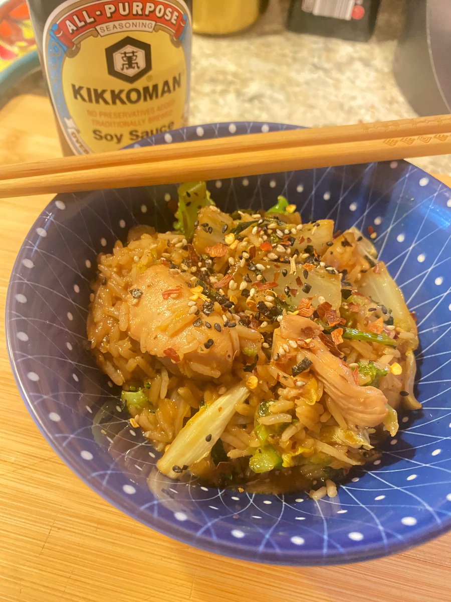 Simon_SoupPro's tweet photo. Another absolutely stunning recipe for a #HomeMade Chicken Bok Choy stir fry๐ฅก๐๐ฅฌ This is so easy to make and healthier than take out ๐ฅข๐ฅก Another win from @ohsnapletseat ๐ฅThank you for the recipe! ๐ #HomeCook #Foodie #FoodBlogger #StirFry #AsianRecipe https://t.co/PrJ4HddwBL