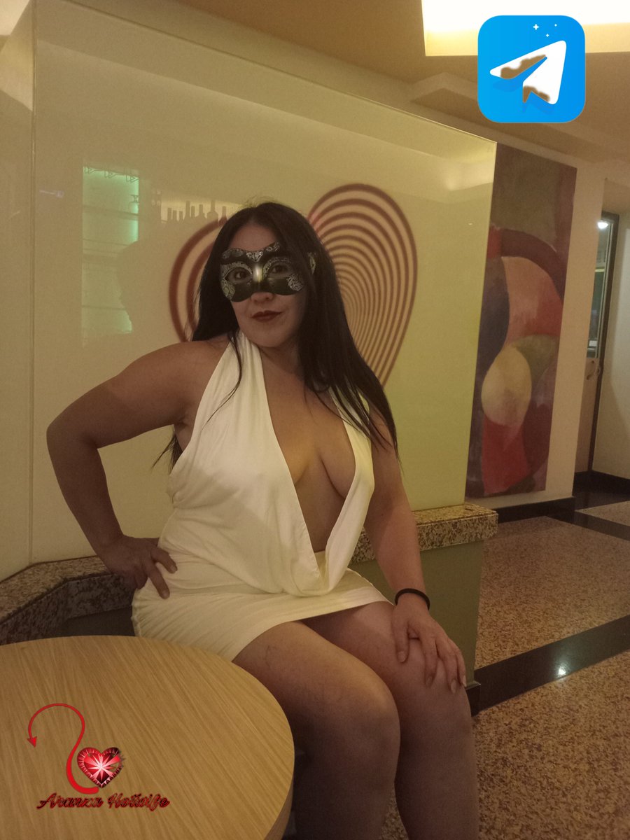 Aranzahotwife19's tweet photo. Buenos días chicos ! Iniciamos el domingo con toda la  actitud 😈

En este momento estoy disponible para video llamada.  Terminemos juntos 💦💦 https://t.co/YrXqXC9uo7