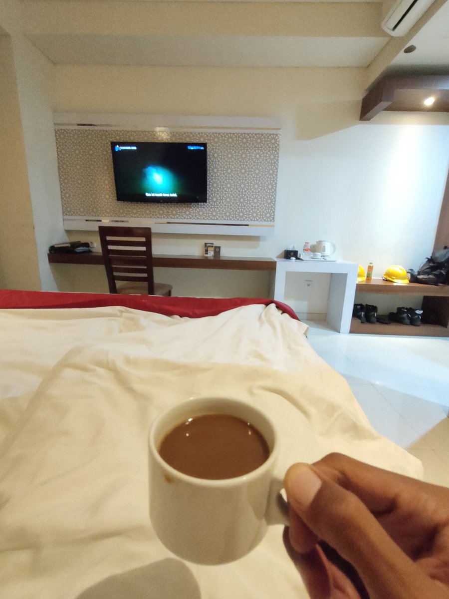 footstepdpn's tweet photo. on duty https://t.co/jfW2c7AAsX
