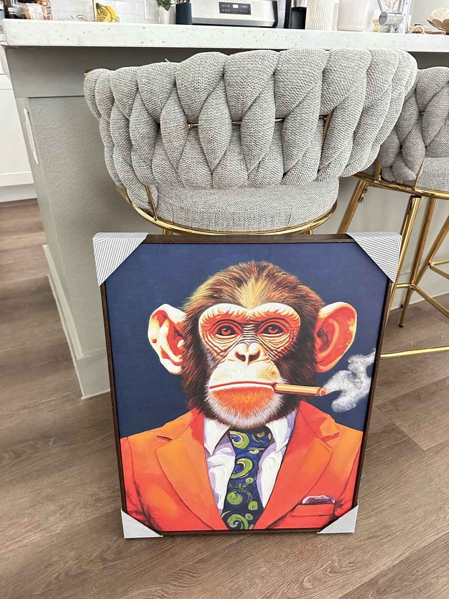 0xDegenCaesar's tweet photo. New wall piece.

Apes are culture.

Return to Monke. https://t.co/UzodrR1Fdf