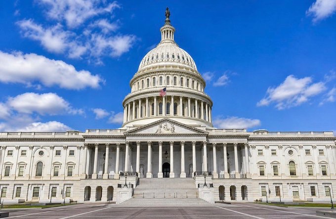 TheCryptoSquire's tweet photo. 🚨🇺🇸 THE BANKS ALREADY KNOW 🇺🇸🚨

Tim Scott says America’s biggest banks KNOW digital assets are the future.

The financial system is changing FAST.

When regulation arrives, the institutions already preparing today will have the advantage.

$XRP is watching it all unfold. 👀🚀 https://t.co/w6G2pfboUP
