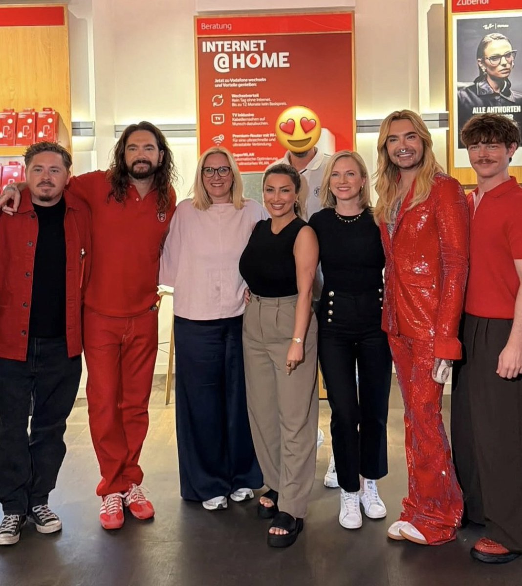 CGold35145's tweet photo. Tokio Hotel x Vodafone ❤️
Hamburg, 06/2026
#TokioHotel https://t.co/renXMqZ79h