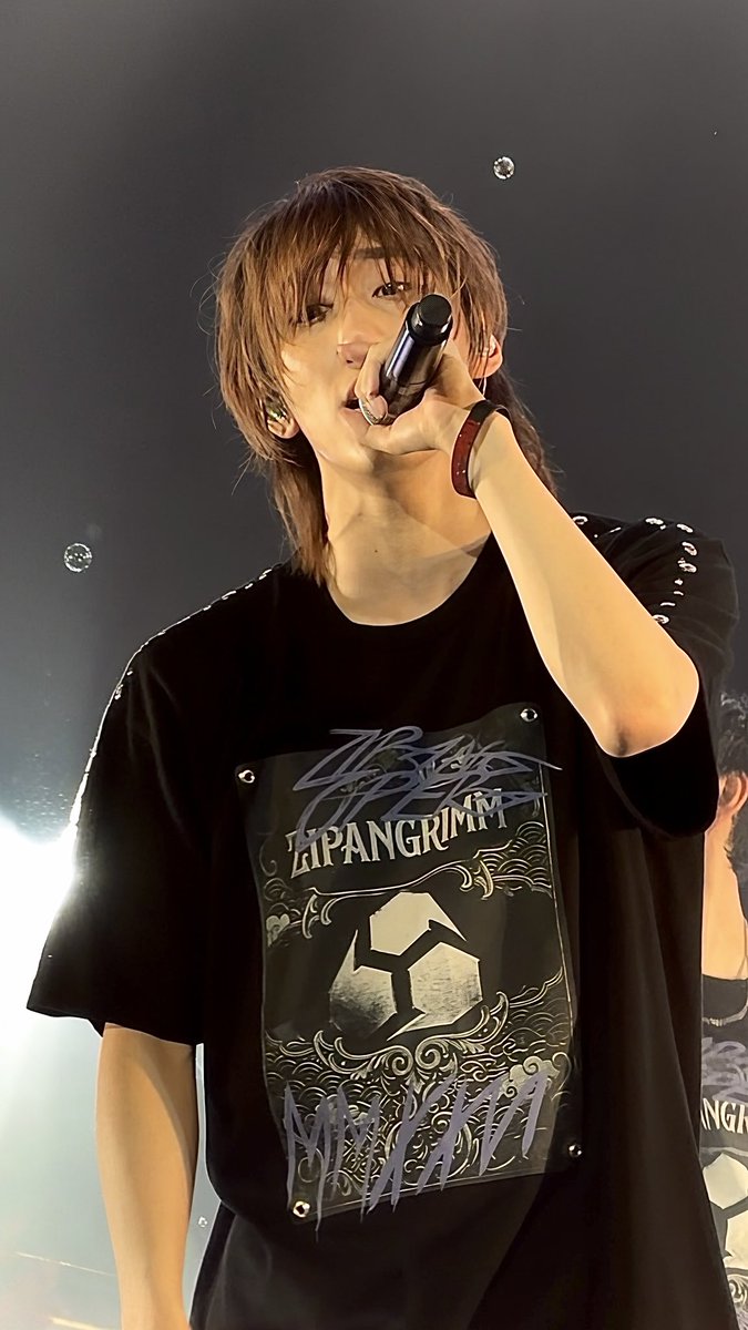 yrhw_ots's tweet photo. どの瞬間も良すぎて選べんけど
頑張って厳選した個人的ベスト4選

#ZIPANGOPERA 
#ZIPANGRIMM https://t.co/QAIkOzNFCa