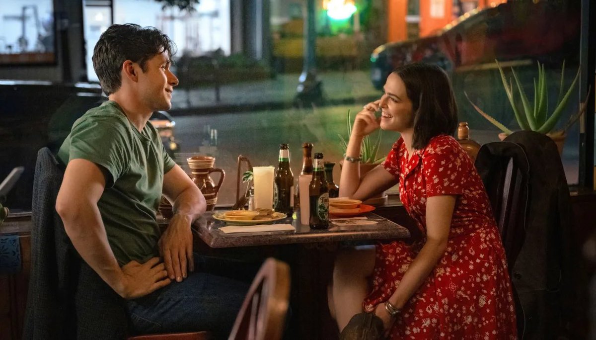 ThatPrince's tweet photo. Loved Voicemails For Isabelle on Netflix! The writer and director @leahmckendrick also created Scrambled, a raw and unglamorous hidden gem about thirty-something women. https://t.co/ZaJrB6MJFh