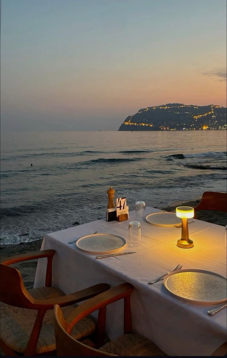 tmbIrpics's tweet photo. Kind of date 💞 with view https://t.co/wCH2wtrdPM