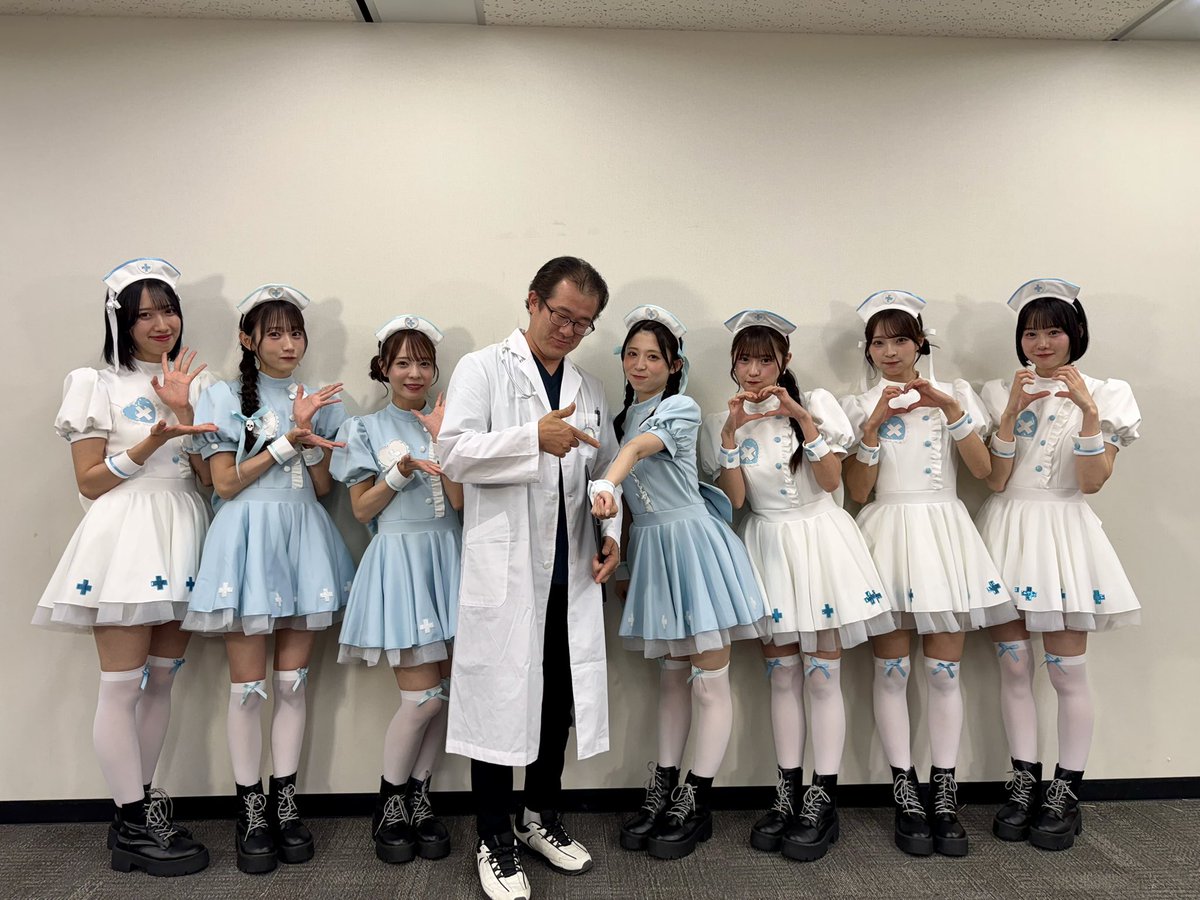 _yoshi44's tweet photo. @Yua_Hoshino_ 大特典会、お疲れさま👍
浴衣もナースもめちゃくちゃ似合ってたよ😁
可愛くって、予定より多くチェキを撮っちゃった😍
それに、初の囲み写メ‼️
緊張した🤣
見返しって見ると、良い感じで有りだね☺️
次回の囲みも、ゆあたに相談するね🤣
p.s.偽物の医者で、コスプレ好きなヲタクと伝えてください🫡 https://t.co/qykQKGQIQt