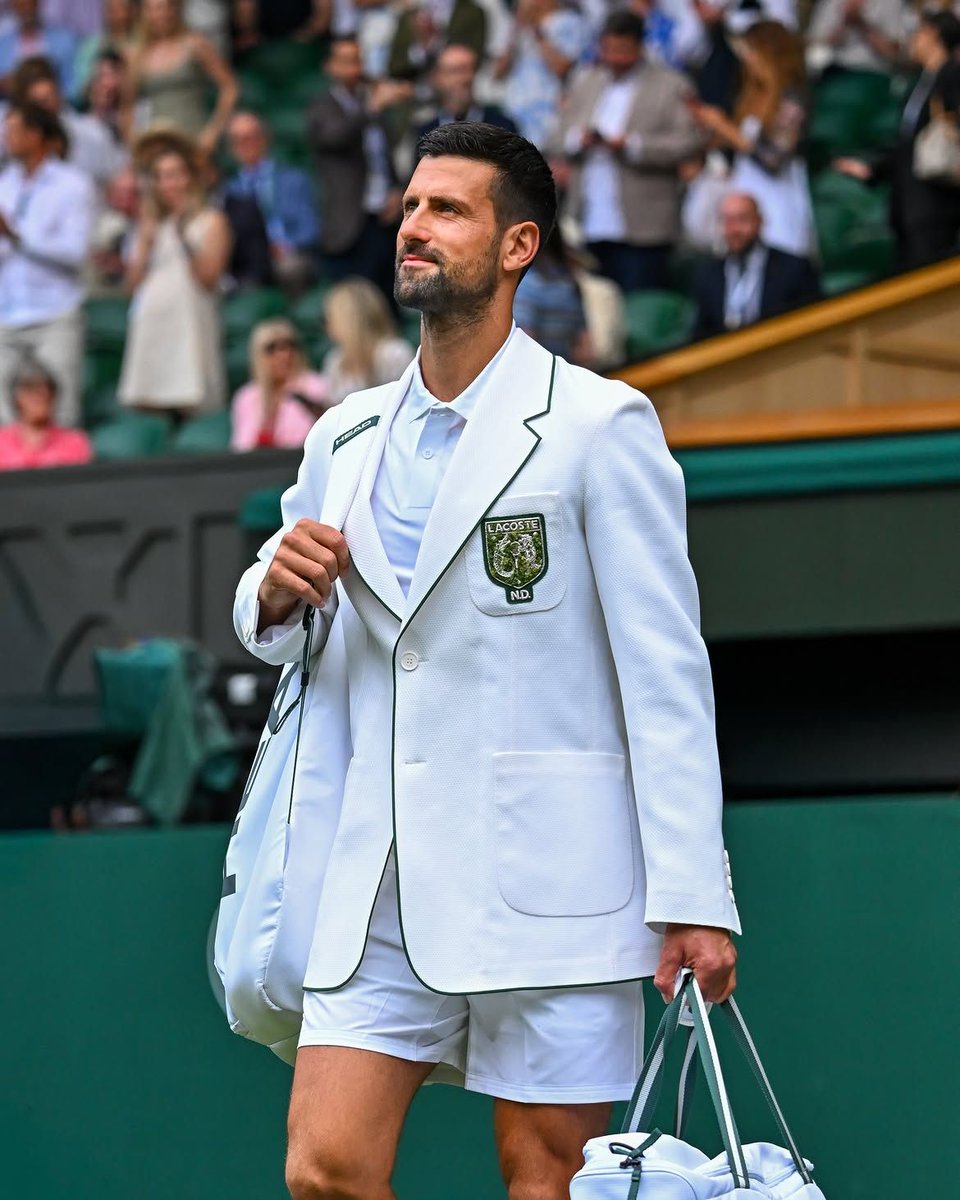 TheTennisLetter's tweet photo. Novak Djokovic passes Roger Federer for most men's singles match wins at Wimbledon.

106.

History.

🇷🇸 https://t.co/R2vwry9L2q