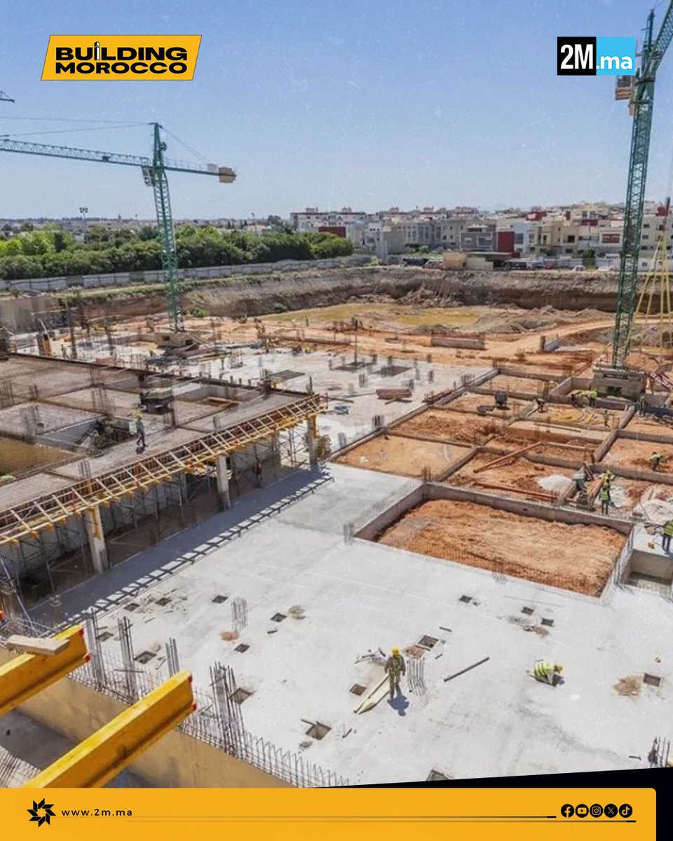 BuildingMorocco's tweet photo. تتواصل أشغال إنجاز المركز الاستشفائي الإقليمي بنسودة بمدينة فاس، مع تقدم ورش الأساسات الذي يعد من أكثر مراحل المشروع تعقيداً من الناحية التقنية.

ويشمل هذا الورش إنجاز أرضية الأساسات (Radier général) مدعمة بكثافة عالية من حديد التسليح، إلى جانب عدة بنايات استشفائية منفصلة، ما يتطلب دقة كبيرة في تنفيذ أشغال الخرسانة المسلحة واحترام أعلى المعايير الهندسية.

ويُرتقب أن يعزز هذا المشروع العرض الصحي بمدينة فاس، من خلال توفير بنية استشفائية حديثة تستجيب لحاجيات الساكنة وتواكب تطوير المنظومة الصحية بالمملكة.

📸 المصدر: EMB MAROC

#Building_Morocco #فاس #المركز_الاستشفائي #البنيات_التحتية #الصحة