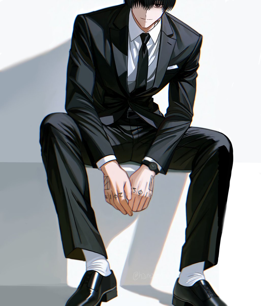 hama_0130's tweet photo. 정장 ngm https://t.co/5sC8vKyhBh