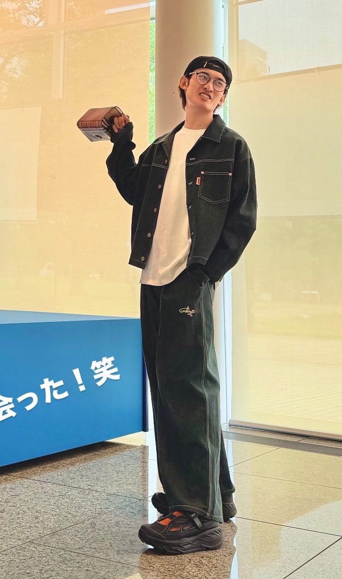 _62lpuppy's tweet photo. こうじの持ってるBURBERRYのバッグ欲しすぎる😭ほまに私って物欲大魔神すぎる😭😭😭 https://t.co/a310rF5N0g