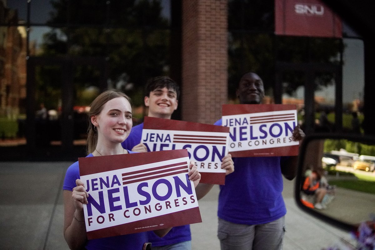 jenanelsonforok's tweet photo. Yesterday’s Bethany Boom Parade was both a celebration of America’s past and a hopeful vision for a better tomorrow! Thanks to all who turned out to support this campaign to #FlipTheFifth! 🇺🇸 https://t.co/m9BtUCpugd