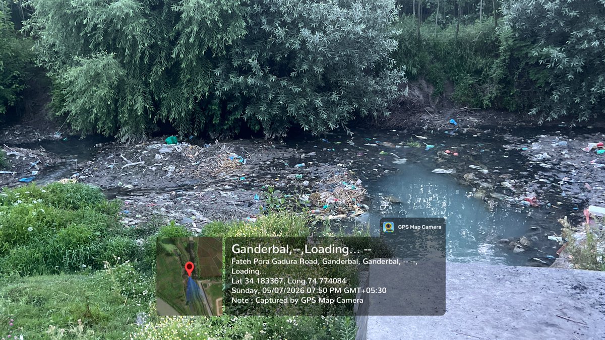 QaiserJin's tweet photo. Our canals are turning into garbage dumps, and our rivers into poison. Waste dumped in the Check Fatehpora irrigation canal ultimately flows into Nallah Sindh, threatening public health, agriculture, and the environment. Immediate action is the need of the hour.

@dcganderbal  

#Environment #Save