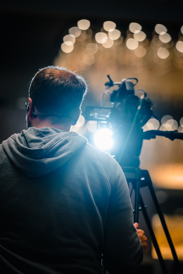 GamesDoneQuick's tweet photo. LIGHTS! 💡 CAMERA! 📹 ACTION! 🎬

#SGDQ2026 IS OFFICIALLY LIVE FROM MINNEAPOLIS!! Come catch the hottest speedruns of the summer at https://t.co/yplBSxDmEz AND https://t.co/F6ZN6XRE7r, supporting @MSF_USA! ☀️ https://t.co/v53ot7VCZc