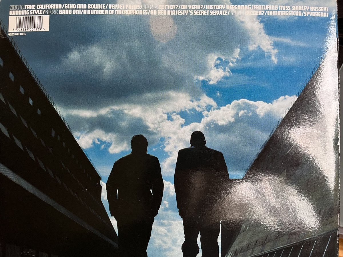 DonQuichotte69's tweet photo. #plaatvandedag Propellerheads - Decksandrumsandrockandroll (1998, Wall of Sound) #vinylcollection #nowspinningonvinyl #wallofsound #90smusic https://t.co/AzbQLe3sp6