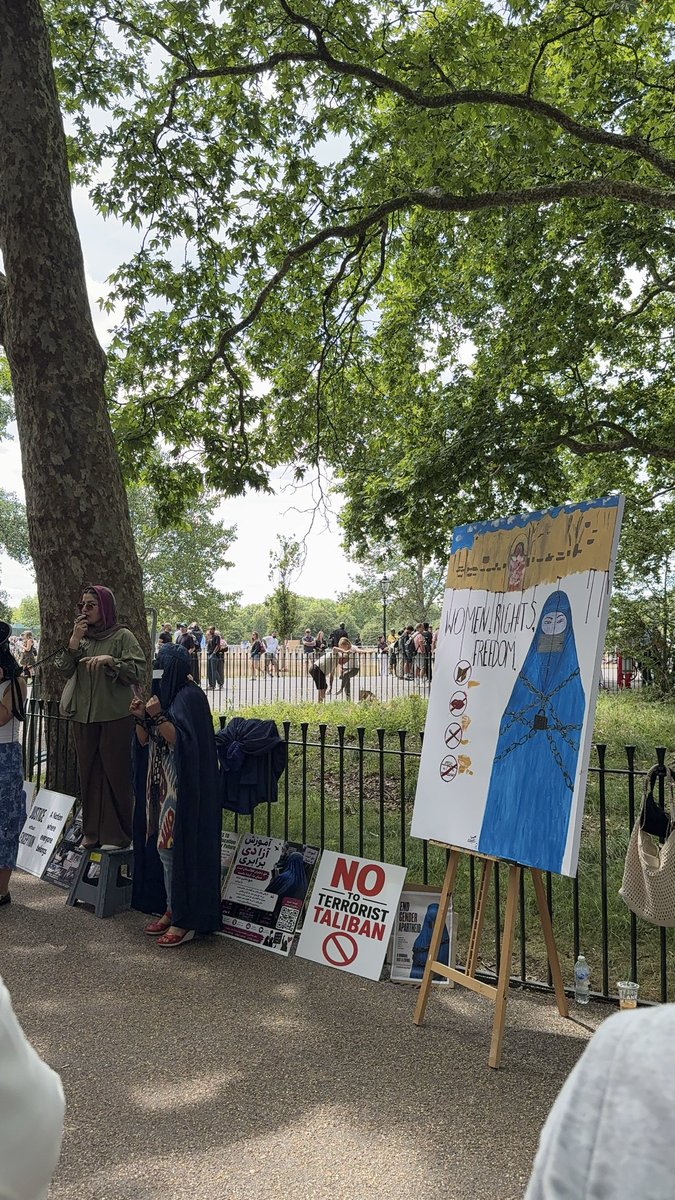 MariaHayat_'s tweet photo. Hyde Park, London

#NotoTaliban #Afghanistan https://t.co/0X8iPp6klu