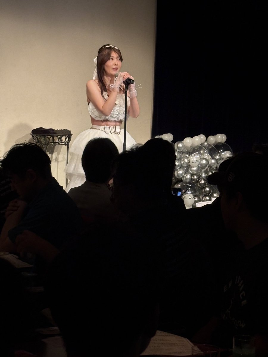 melmo515's tweet photo. 最高の1日！

矢部美穂の進化を
目の当たりにしました

裏方で携われて幸せです

ジャガーズもゲスト出演で
皆様に盛り上げて頂き
有難うございました
m(_ _)m  

あの　うるさい
やたら仕切ってる
ダミ声のおばちゃん何なん？

美穂ちゃんのファンの皆様

私の事　どう思ったかが不安😅

美穂ちゃんに聞いてね、、

ちゃんとした素性の
おばちゃんです　（笑）