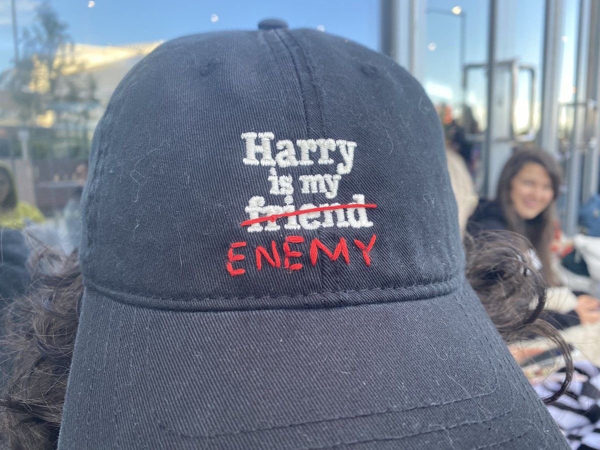 angelslouisw's tweet photo. lo siento Harry, mi selección es primero este día https://t.co/XsghsTHzpb
