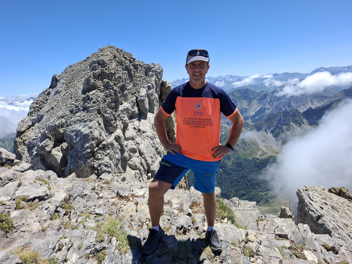 InakiCabeza's tweet photo. Gailurraren bila, beldurrik gabe!! ⛰️🫶🏼 https://t.co/7X1FGvnO3i