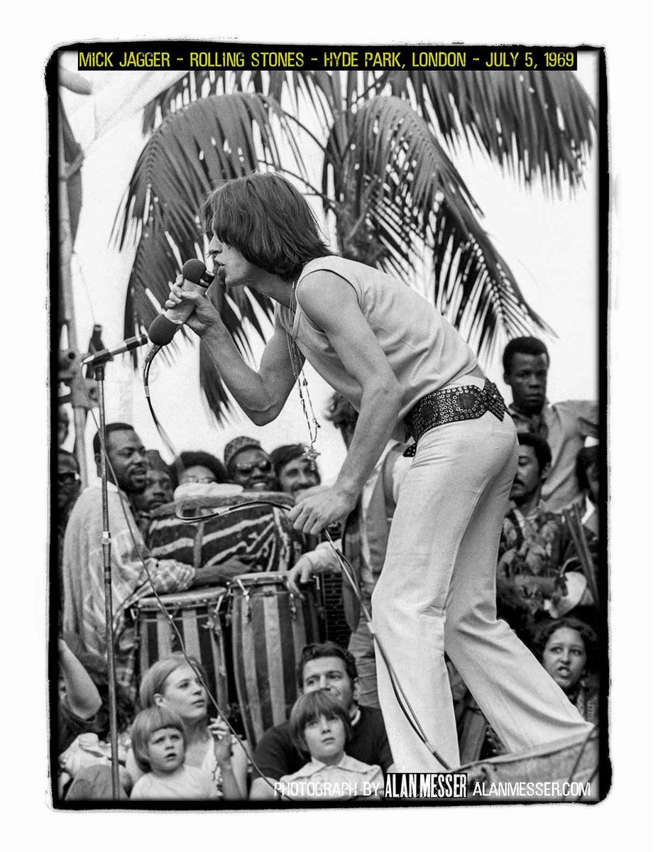 fred79977's tweet photo. MICK JAGGER 🎸STONES IN THE PARK 🇬🇧️ July 5th, 1969. #otd 
Hyde Park, London, 57 years ago<<
#RollingStones https://t.co/whPahdvPb1