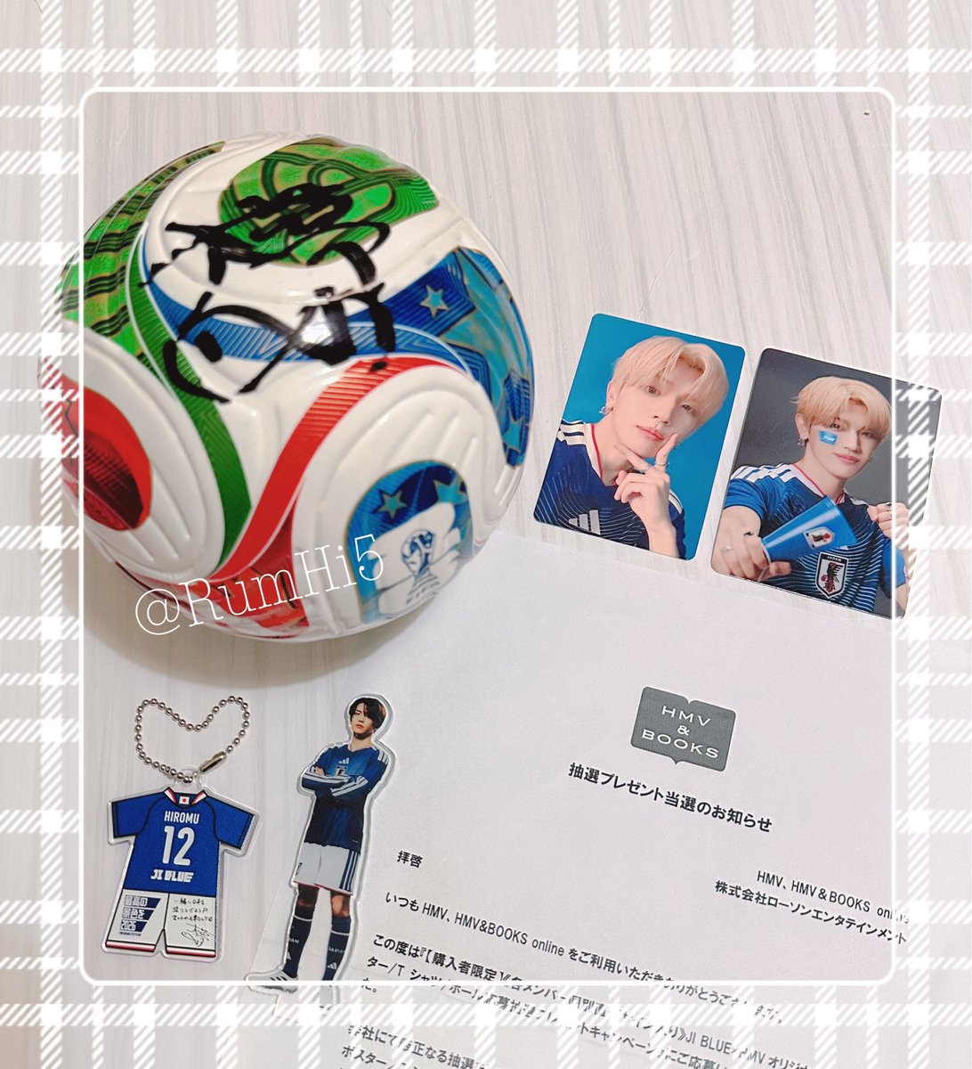 RumHi5's tweet photo. HMV様のキャンペーンに当選して大夢くんのサイン入りボールが届きました.ᐟ.ᐟ😭サイン入りのもの当たったの初めて😭信じられない😭嬉しすぎます😭ありがとうございます一生大切にします😭
お魚めっちゃ可愛い😭😭😭🩵🩵🩵

#JI_BLUE #髙塚大夢 https://t.co/rcM97yCC1J