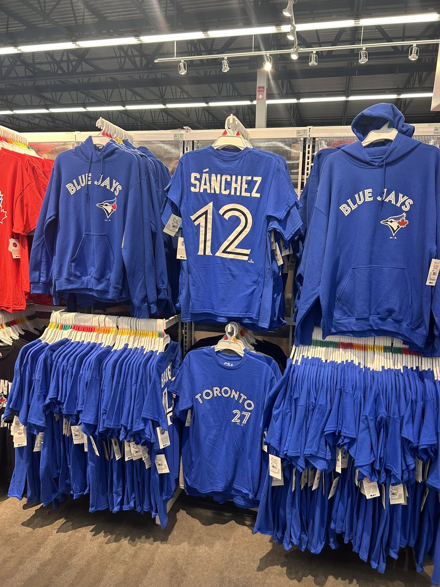 erndogenjoyer's tweet photo. Jesus Sanchez blue jays shirt in Walmart what the fuck lol https://t.co/cG2WNsEscY