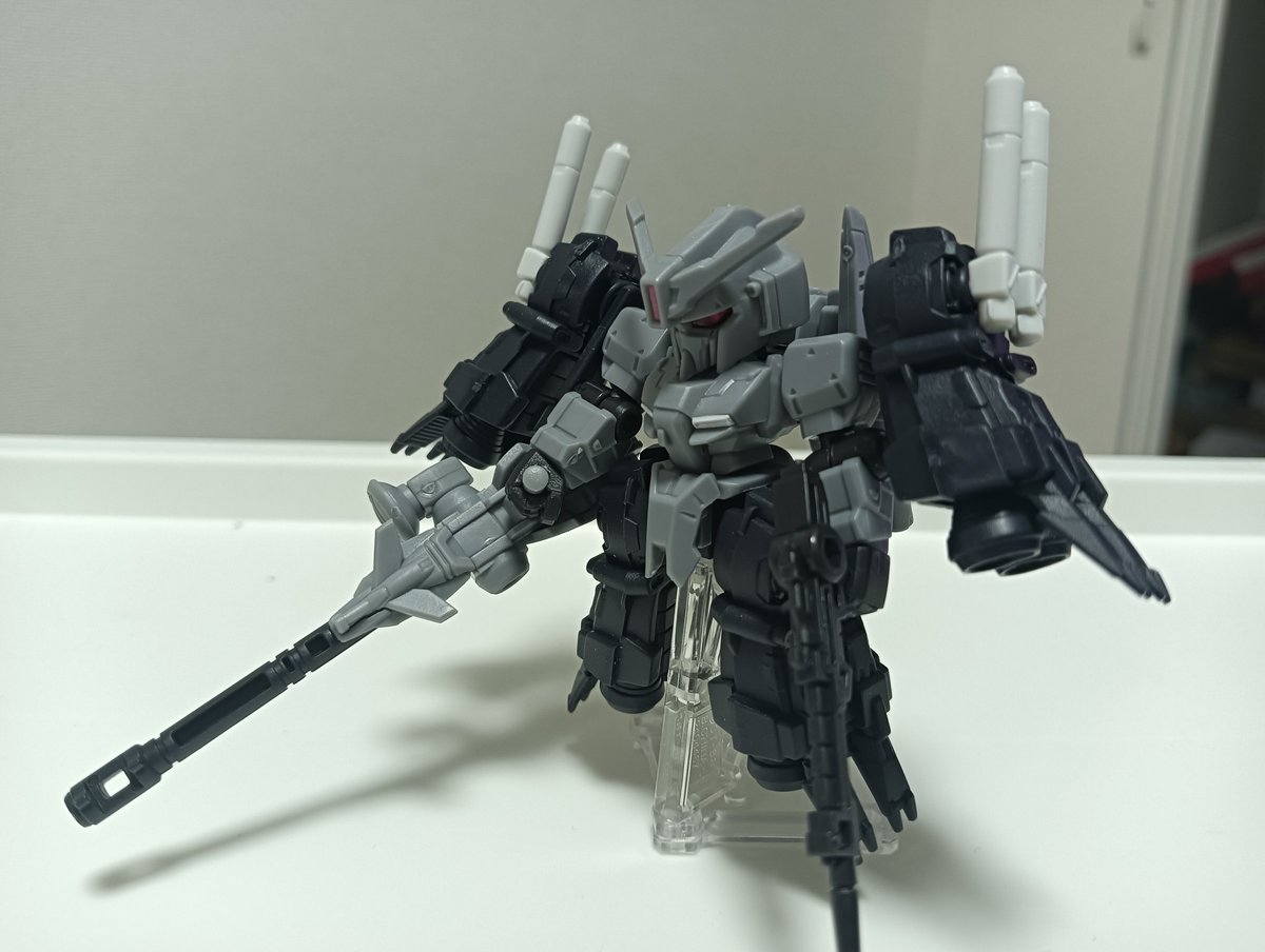 tsugu3's tweet photo. アンサンブル13のブースターと14のゼータプラスでハミングバードという機体が作れるという事でやってみた。もどき・なんちゃってではあるけど、まぁ良いんじゃないかな？諸兄パイセンが上げてくれてた画像があって助かりました。教えてくれたパイセンにも感謝。こういうのはどんどん取り入れたい。 https://t.co/9VHEQAPXkU