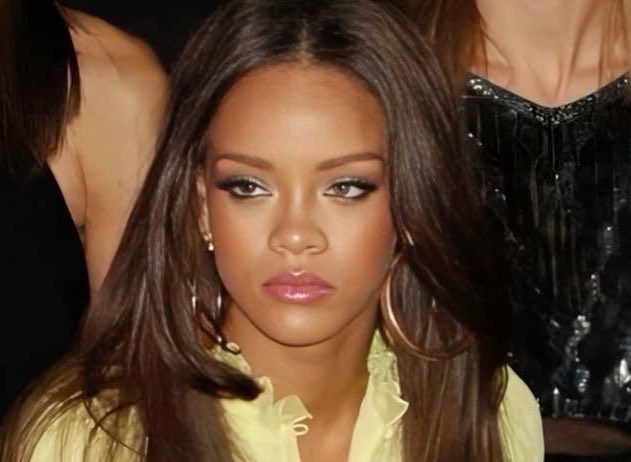 jiaa_xo's tweet photo. Rihanna’s 2000s makeup will forever be a huge source of inspiration for me https://t.co/1wY84QHy1V
