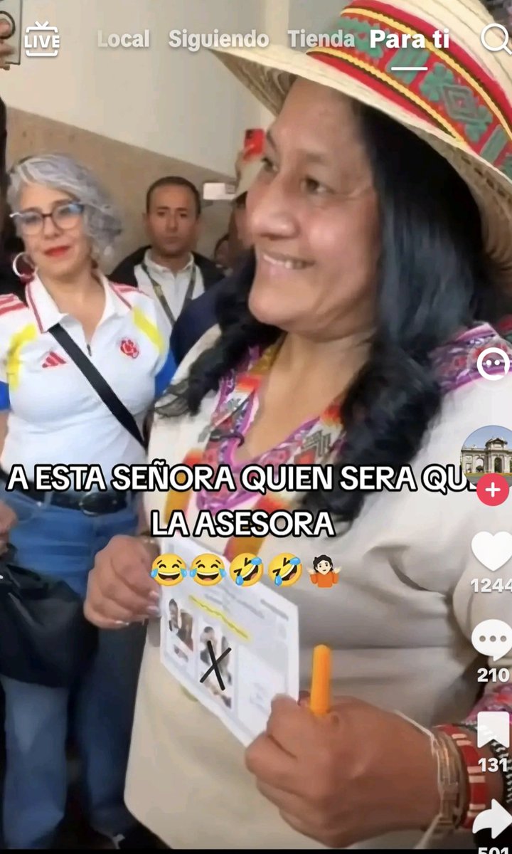 Rodolfo46760467's tweet photo. @EstherCastroL @petrogustavo Sobrina  la Mas pendeja yo  no veo bandera  colombiana  veo la Palestina  son gafas https://t.co/Fx8gHO4cVX
