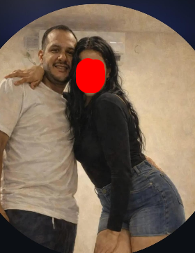 Gabrielaivy66's tweet photo. Efrén Isaac Linarez Hinojosa fue recibido de brazos abiertos en un país con ley de identidad de género y ley de matrimonio igualitario, no solo insulta a los que creamos contenido visibilizando la homofobia y transfobia de este gobierno sino que nos amenaza tanto en las redes sociales como en la vida real, este es uno de los mensajes que recibí cuando le dije si se animaba a insultarme en la cara.