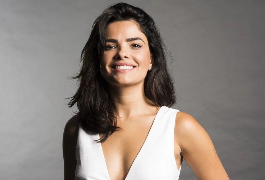 matheuscrislli's tweet photo. essas quartos atrizes foram escaladas para sua novela, qual papel você daria para cada uma ?
- protagonista
- aliada da protagonista com arco dramático 
- vilã principal 
- vilã que faz inferno na vida da vilã https://t.co/HkwPyOw2ve