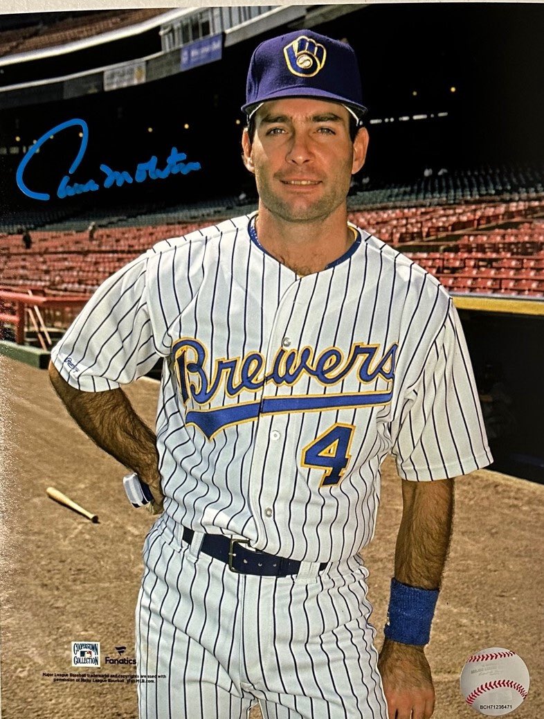 Wisconsin_fam's tweet photo. Like for Robin Yount, comment for Paul Molitor. Repost for both. https://t.co/xZmPhLSfN5