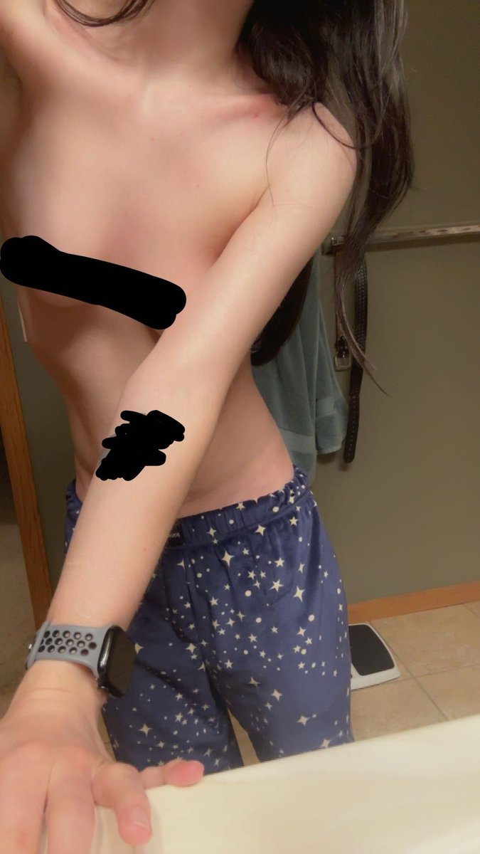 Marcylean00's tweet photo. New lw ✅ still got crazy fat arms 🙃 https://t.co/EKZ6H9TrTt