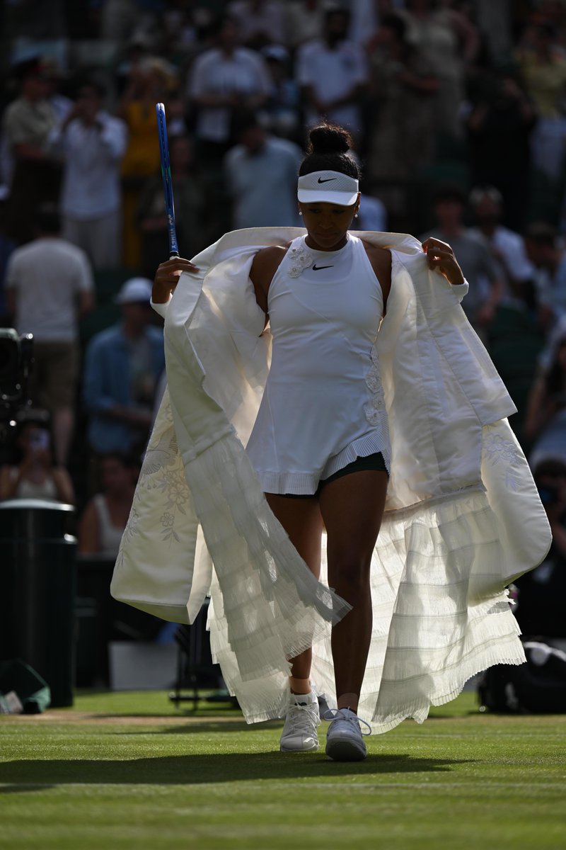 Wimbledon's tweet photo. Naomi Osaka brings the kimono to Centre Court 🤍 https://t.co/EXWcFELNy9