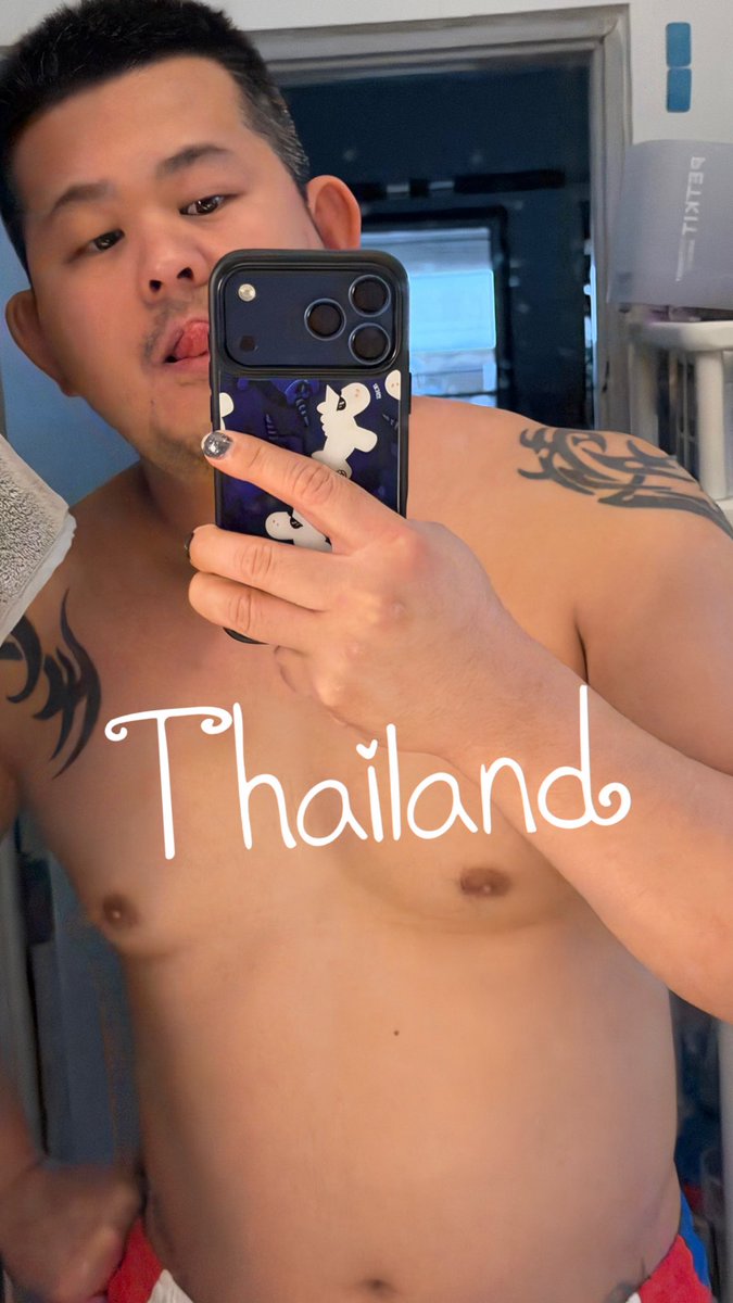 Jaturawit198's tweet photo. คนอ้วนมีเป็นล้าน มาก๊อบรูปกูซะงั้น https://t.co/nl4Q6hYwfs